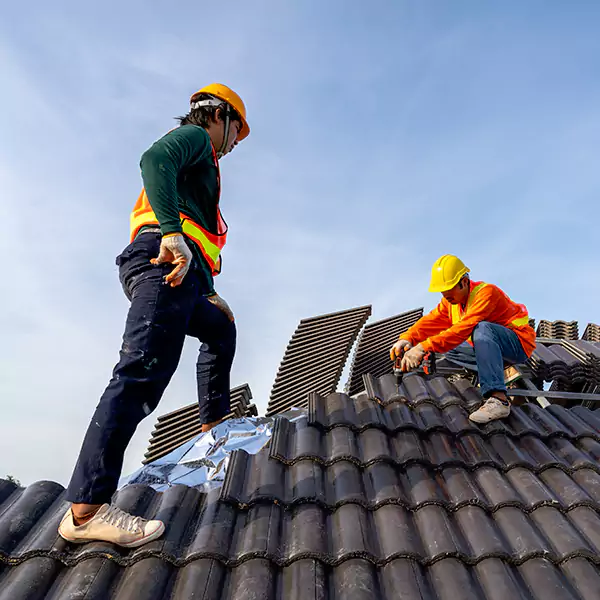 Why Kent, WA Property Owners Trust Kent Roofing Pro for Emergency Roof Repair?